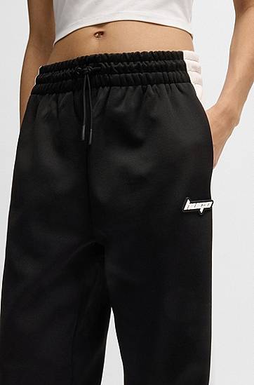 Спортни панталони BOSS Retro Tracksuit Bottoms with Side Stripe Черно | 50537080, 1