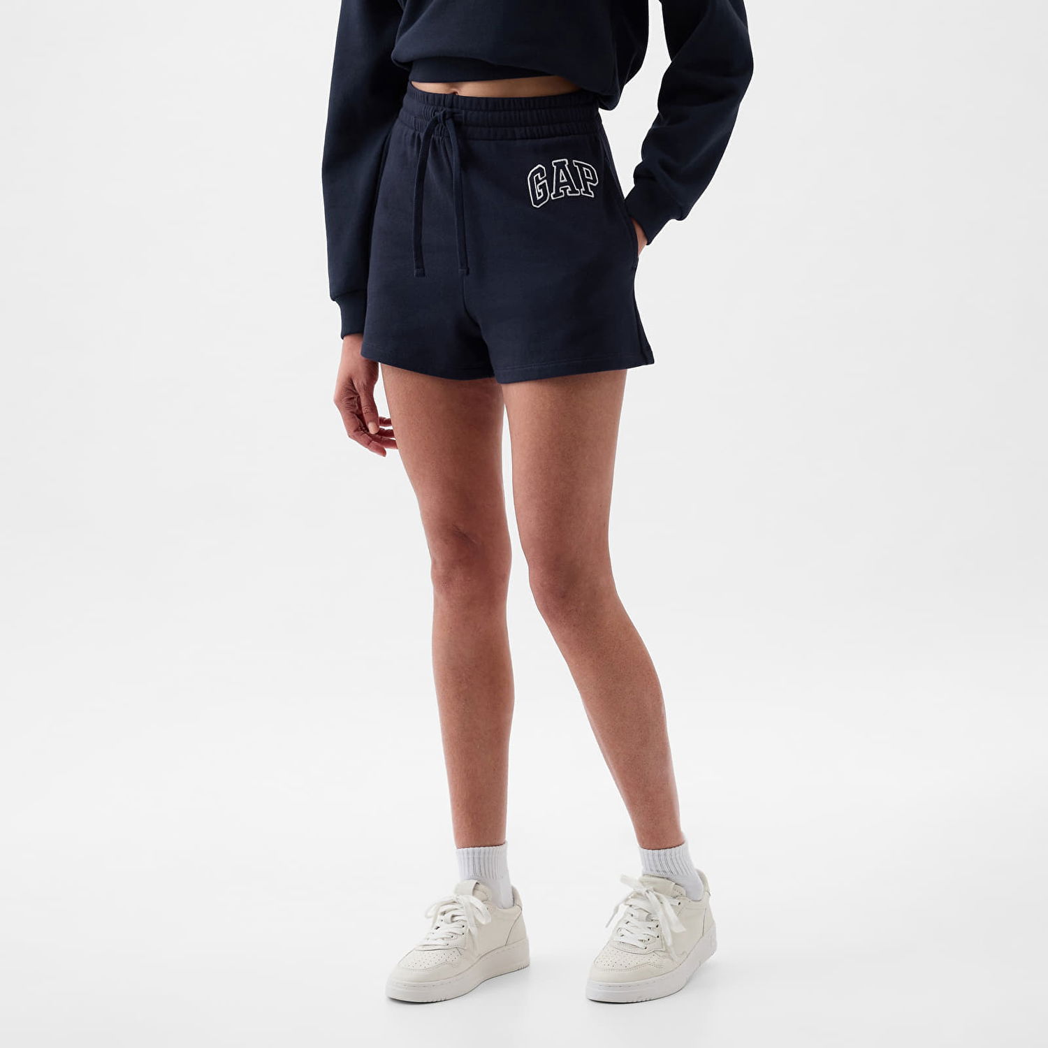 Къси панталони GAP Logo Shorts Navy Uniform Тъмно синьо | 870535-02, 0