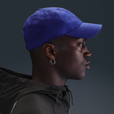 Шапка с козирка Nike Dri-FIT Club Unstructured Cap with Metal Swoosh Logo Синьо | FB5372-539, 1