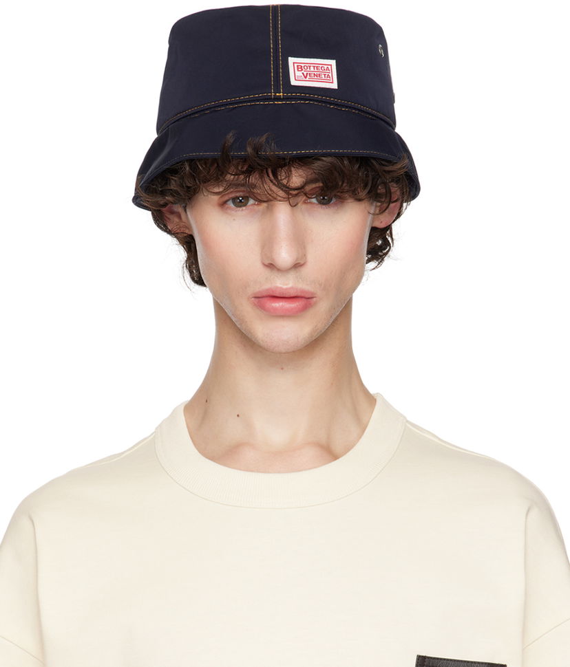 Шапка Bottega Veneta Navy Tech Nylon Bucket Hat Тъмно синьо | 687343 VF4K0 4121