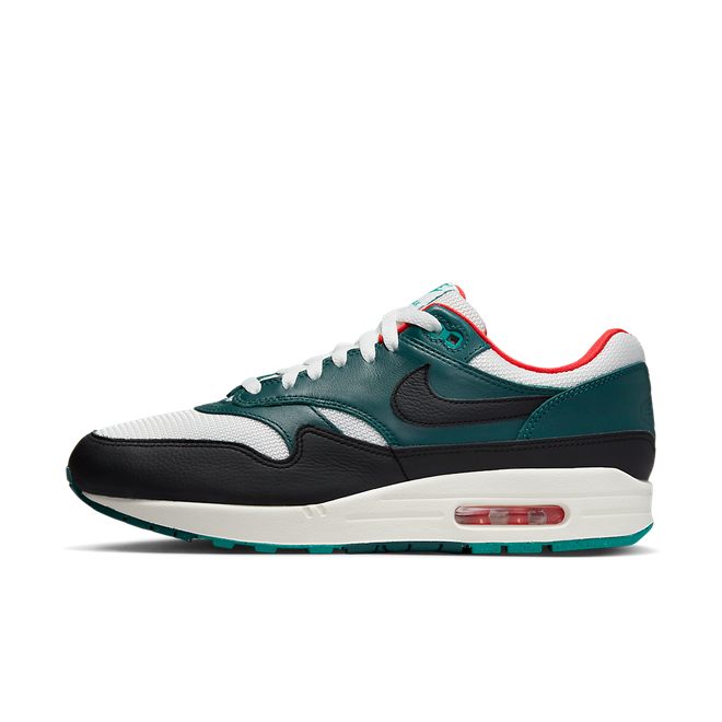 Кецове и обувки Nike LeBron x Liverpool x Air Max 1 Зелено | FB8914-100, 0