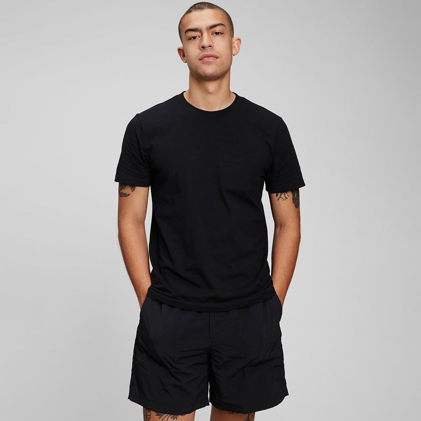 Тениска GAP Basic Pocket Tee True Black V2 Черно | 878111-20