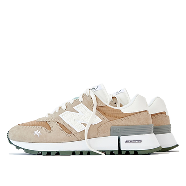 Кецове и обувки New Balance X-Racer atmos x Staple Crow & Pigeon 1300 Бежово | MS1300K2, 1
