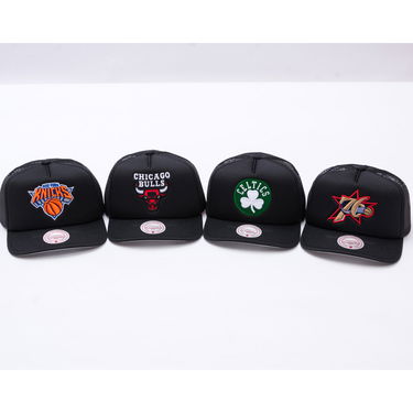 Шапка с козирка Mitchell & Ness Mitchell & Ness Chicago Bulls Hidden Trucker Snapback Черно | HT11408-CBUBLCK, 3