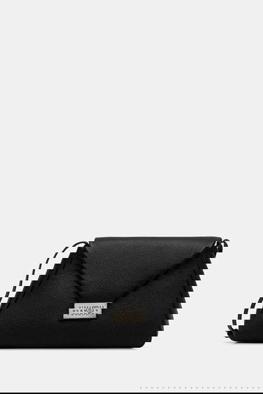Дамска чанта Maison Margiela MM6 Maison Margiela Leather Envelope Handbag Черно | SB5ZH0023.P7255.T8013, 0