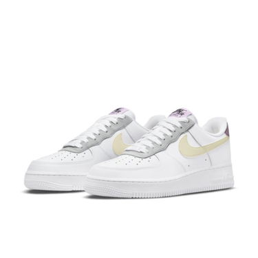 Кецове и обувки Nike Air Force 1 '07 Essential W Бяло | DN4930-100, 1