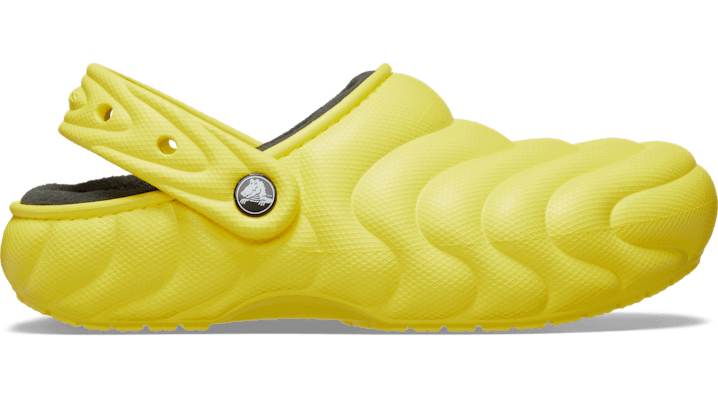 Кецове и обувки Crocs Classic Lined Overpuff Clogs Жълто | 210059-77J