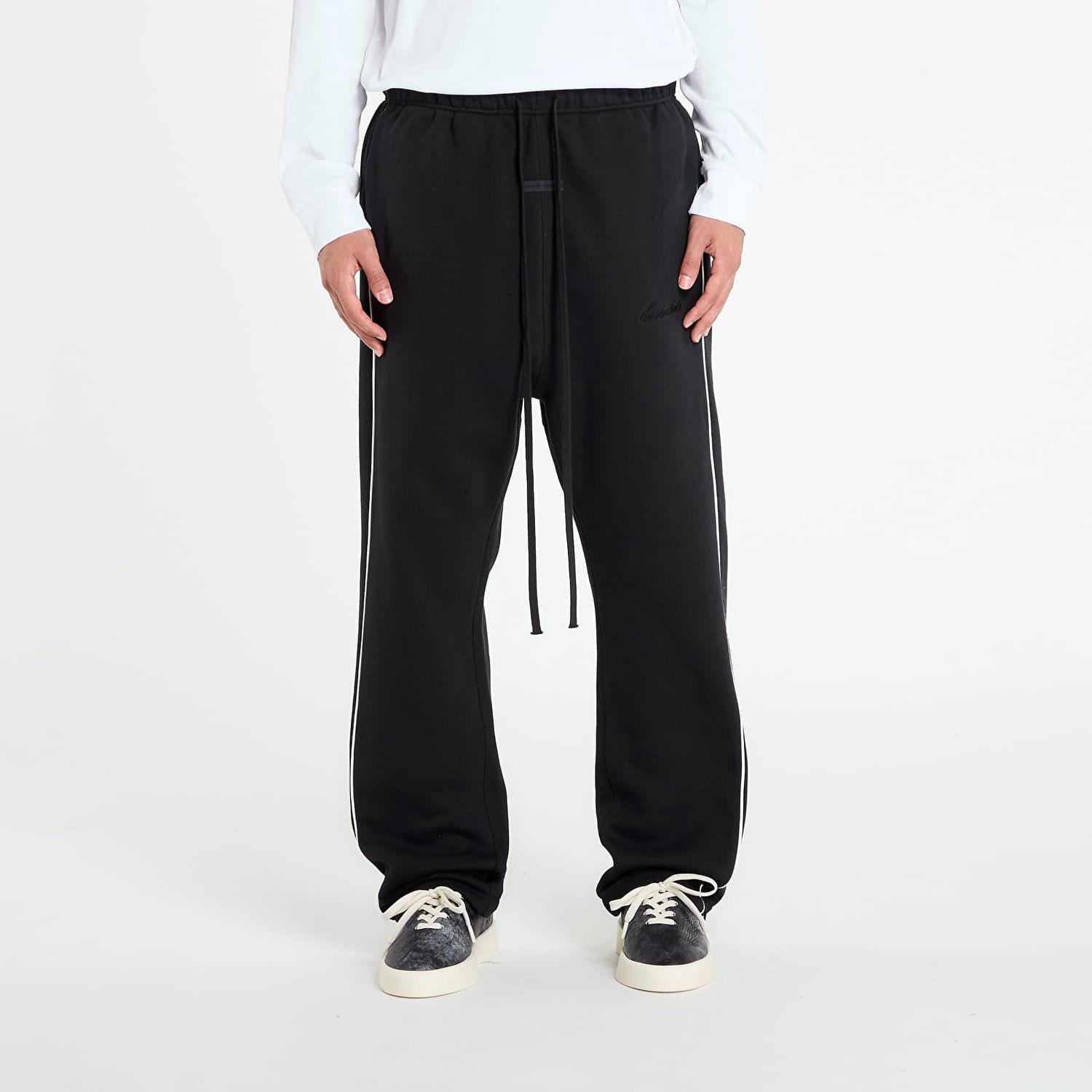 Спортни панталони Fear of God Fear of God Essentials Relaxed Sweatpants with Piping Черно | 130SP258060F-378, 0