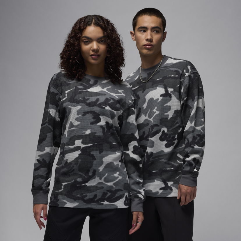 Тениска Jordan T-Shirt Long Sleeve Camo Print Черно | FV7442-010