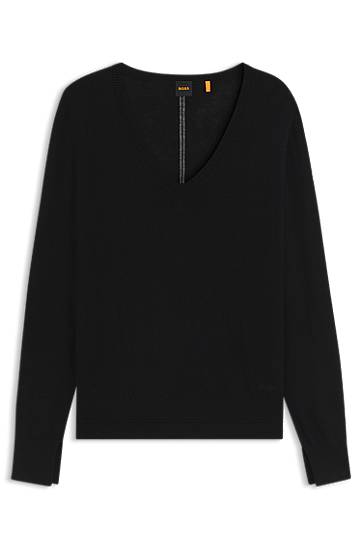 Пуловер BOSS V-Neck Sweater with Openwork Detail Черно | 50543956, 0