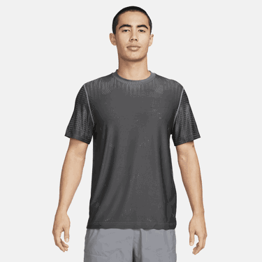 Тениска Nike A.P.S. Dri-FIT ADV Short Sleeve Training T-Shirt Сиво | FN2971-053, 0