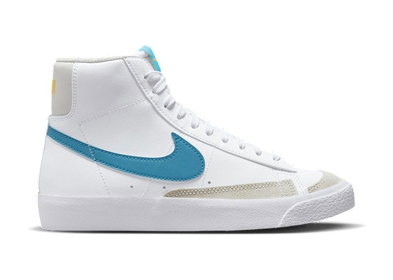 Кецове и обувки Nike Blazer Mid '77 Бяло | DA4086-107, 0