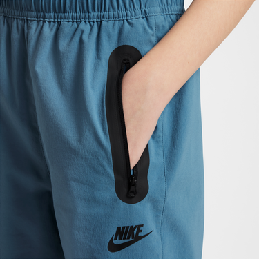Спортни панталони Nike Nike Tech Woven Pants Синьо | HQ8921-006, 4