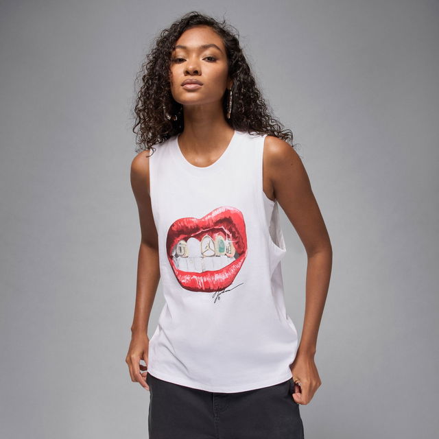 Flight Sleeveless Graphic Tee