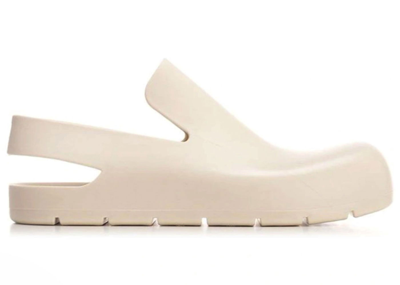 Кецове и обувки Bottega Veneta Rubber Slingback Puddle Shoe Бежово | 661269V00P09031, 0