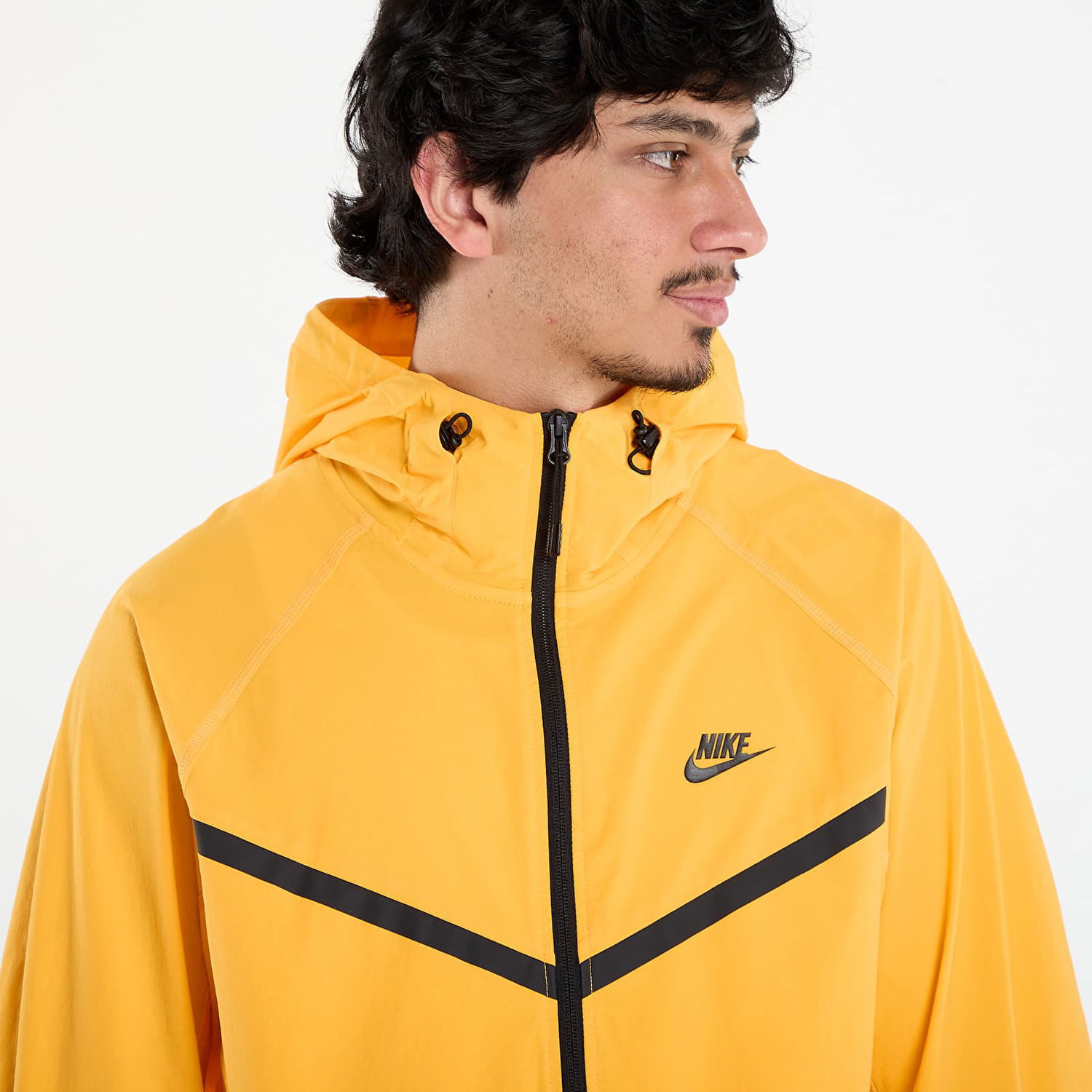 Ветровка Nike Tech Woven Full-Zip Windrunner Jacket Жълто | II4600-717, 1