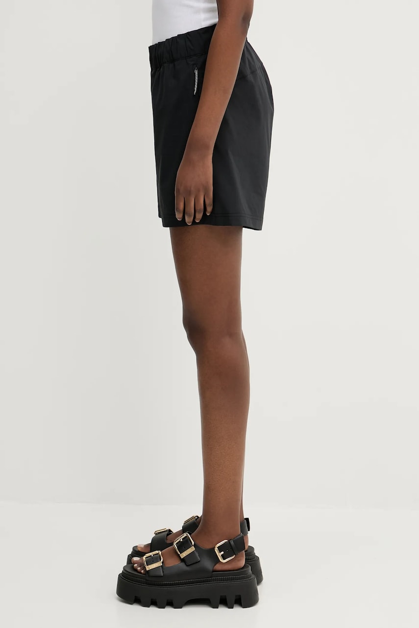 Къси панталони FJÄLLRÄVEN Fjallraven High Coast Relaxed Shorts, High Waist Черно | F87034.550, 1