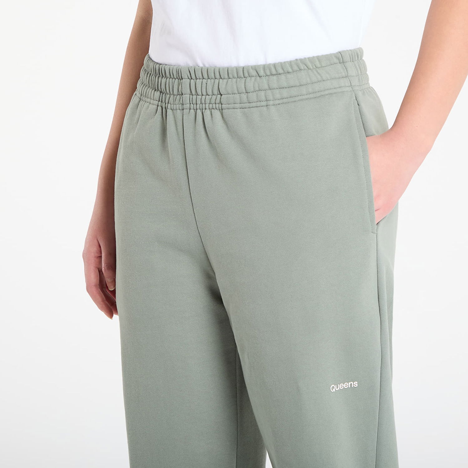 Спортни панталони Queens Queens Essential Sweatpants Зелено | QNS_112, 1