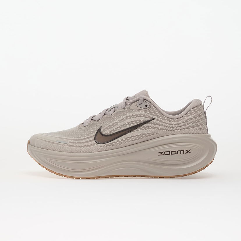 Кецове и обувки Nike Vomero Plus Бежово | HV8150-005