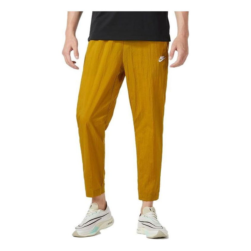 Карго панталони Nike Club Lightweight Woven Trousers Жълто | FB7407-716