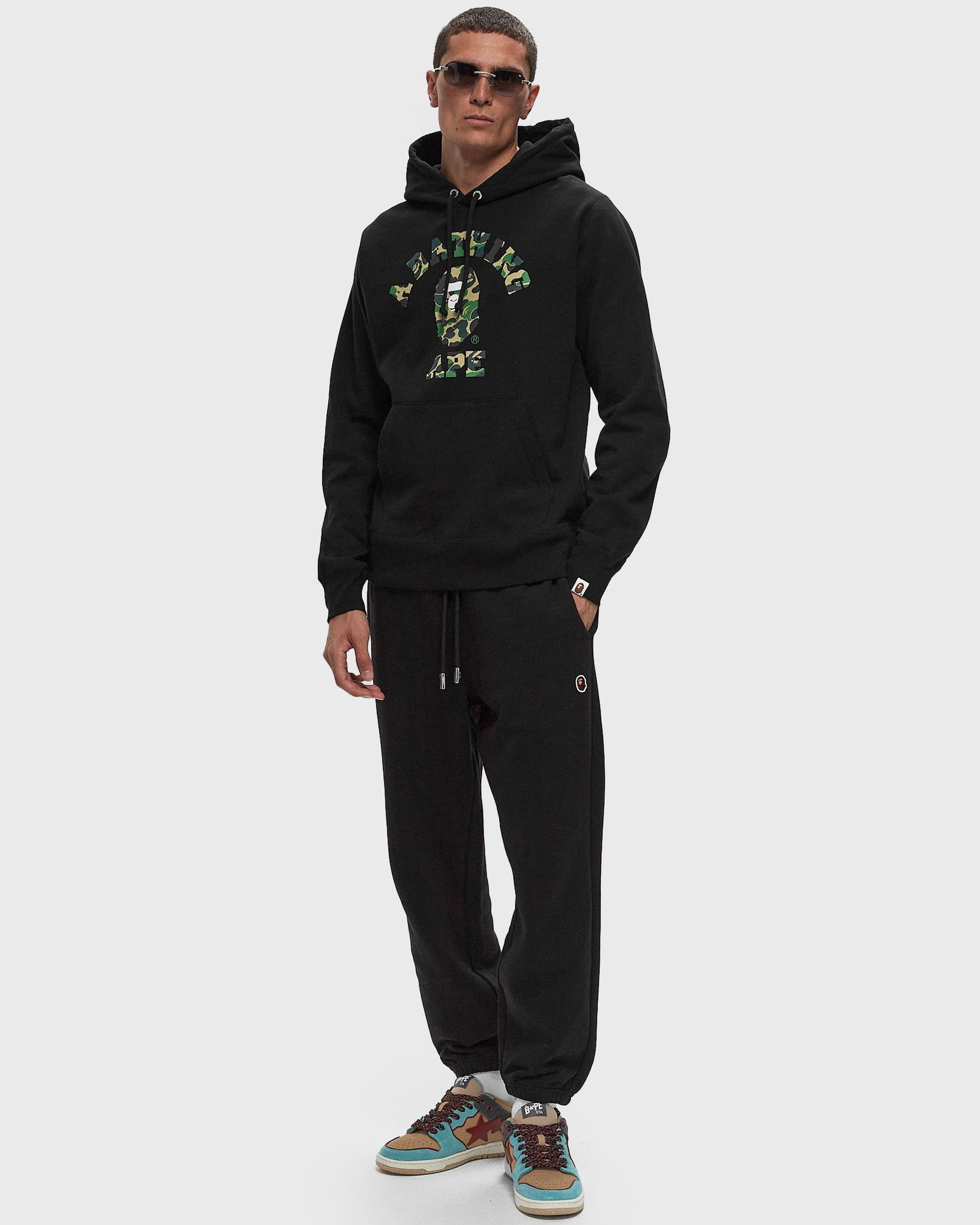 Спортни панталони BAPE ONE POINT RELAXED FIT SWEATPANTS Черно | 001PTK801311MBLK, 1