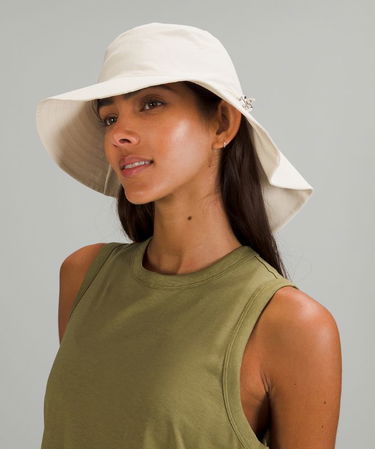 Шапка lululemon Adjustable Wide Brim Sun Hat S/M Бяло | prod10960148, 1