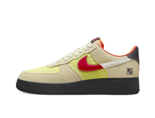 Кецове и обувки Nike Air Force 1 Low "Somos Familia" Бежово | DZ5355-126