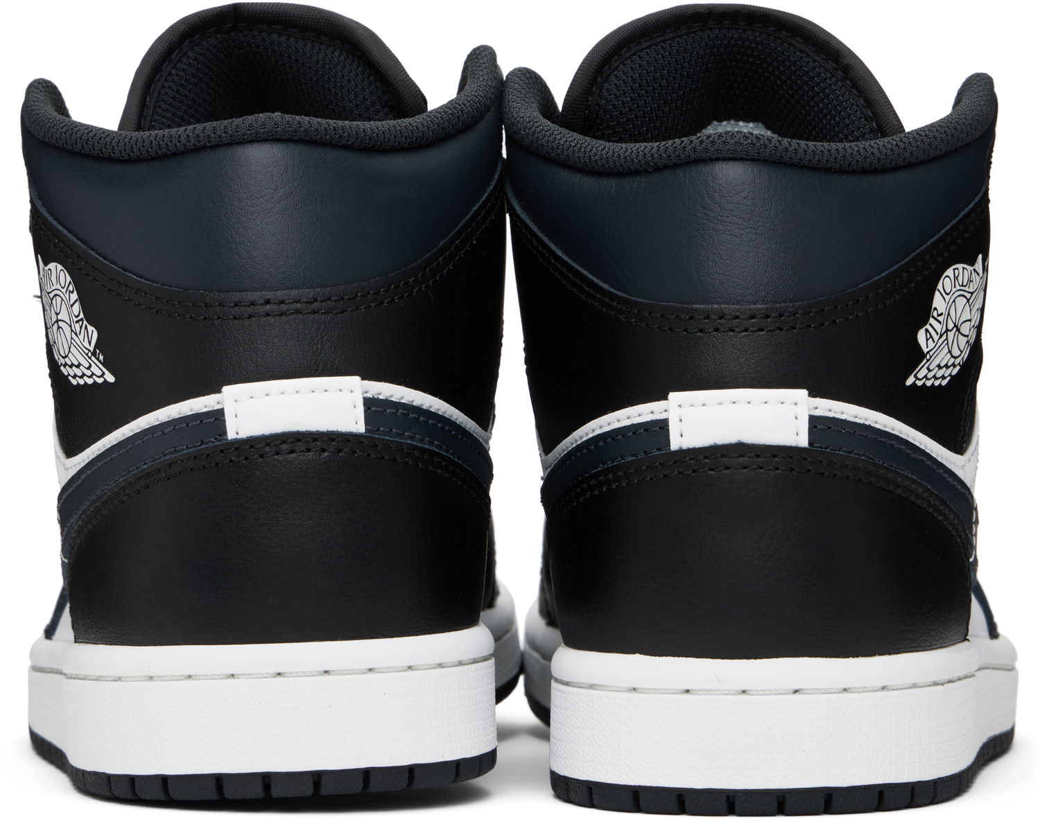 Кецове и обувки Jordan Jordan 1 Mid Off Noir Toe Черно | DQ8426-010, 1