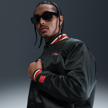 Яке бомбър Nike Liverpool FC Authentics Special Edition Satin Track Jacket Черно | HJ1053-010, 3