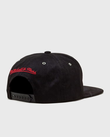 Шапка с козирка Mitchell & Ness NBA DAY 4 SNAPBACK CHICAGO BULLS Черно | HHSS5822-CBUYYPPPBKRD, 1