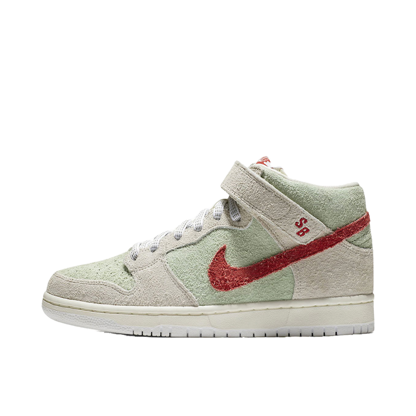 Кецове и обувки Nike SB Dunk Mid "White Widow" Зелено | AQ2207-163