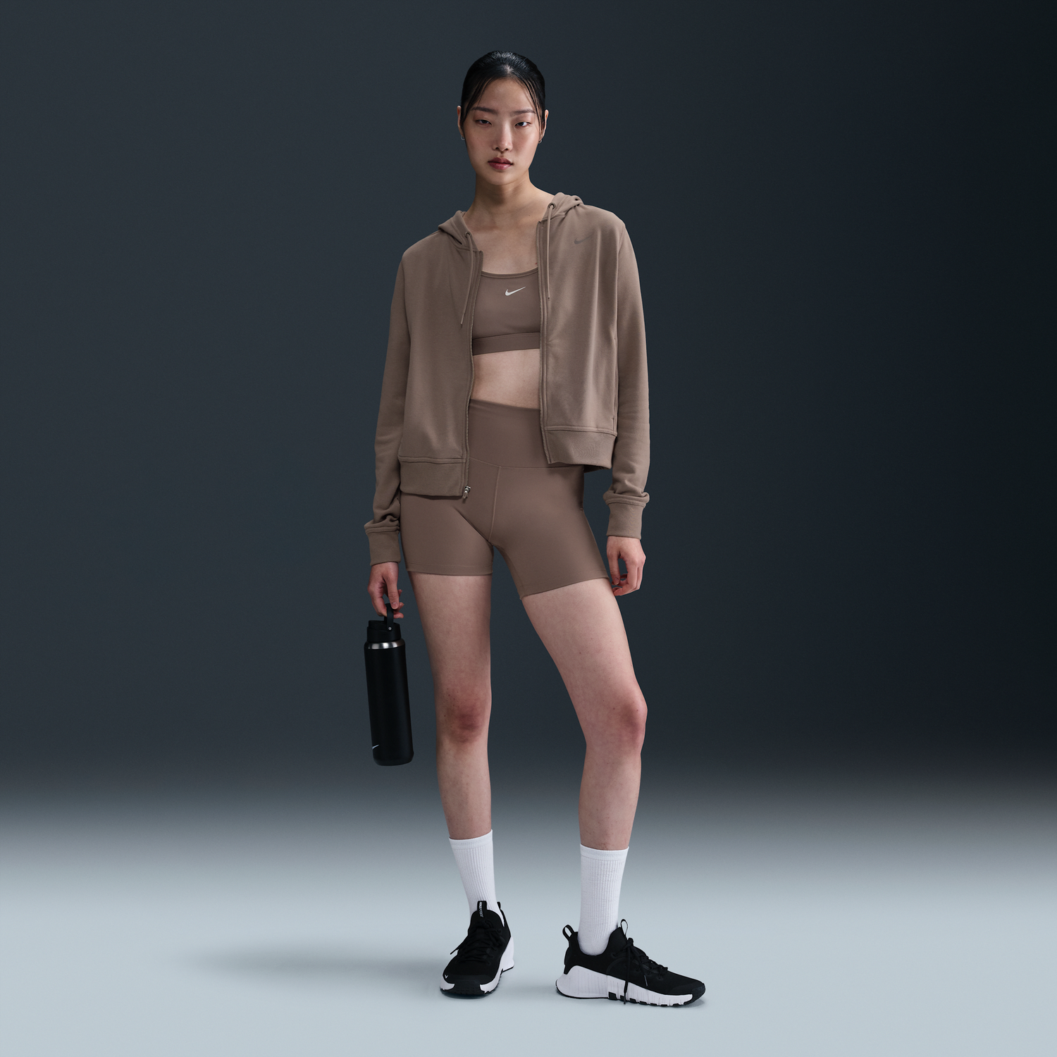 Суитчър Nike One High-Waisted 5" Bike Shorts Кафяво | FN3211-233, 1