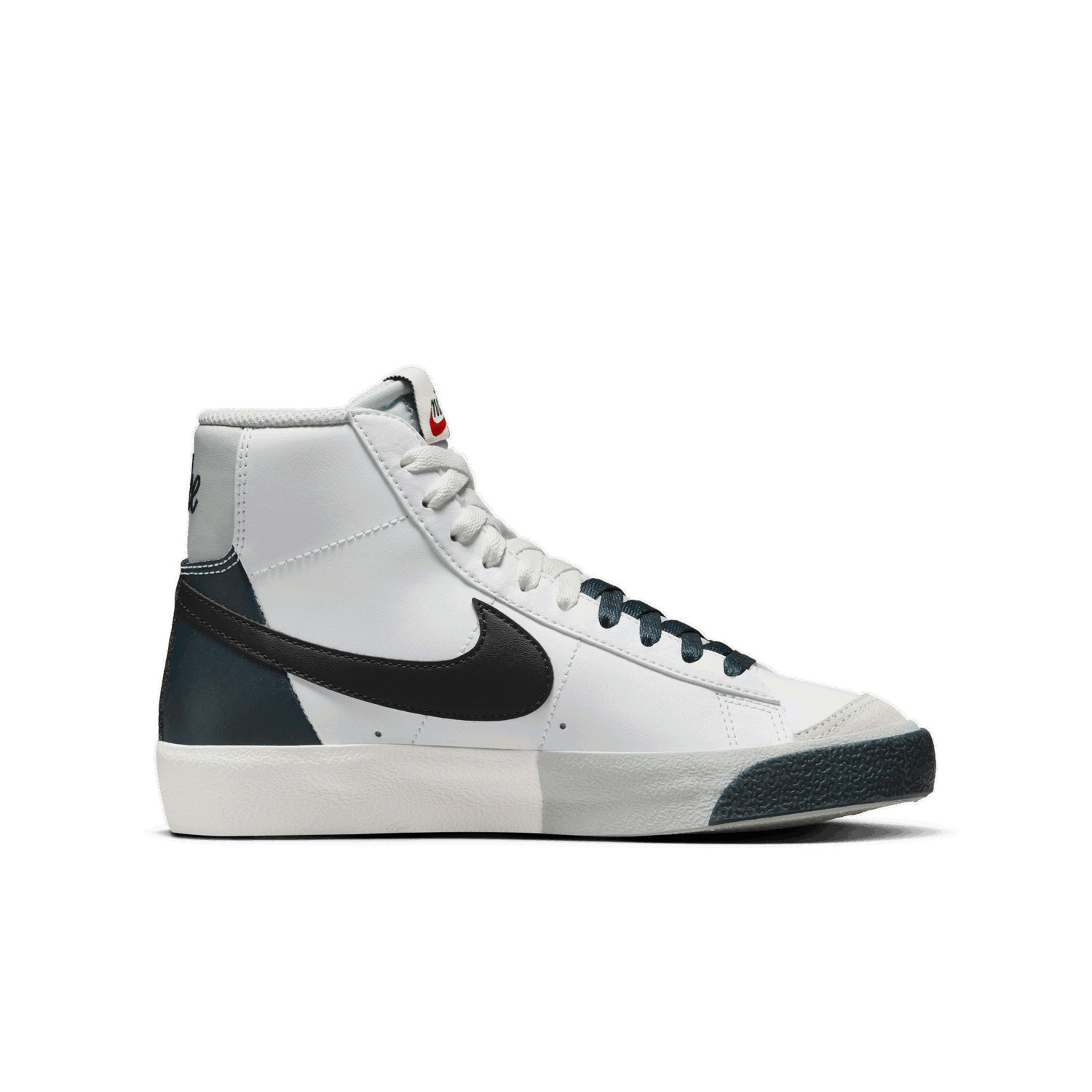 Кецове и обувки Nike Blazer Mid '77 Se Бяло | FN6937-101, 1