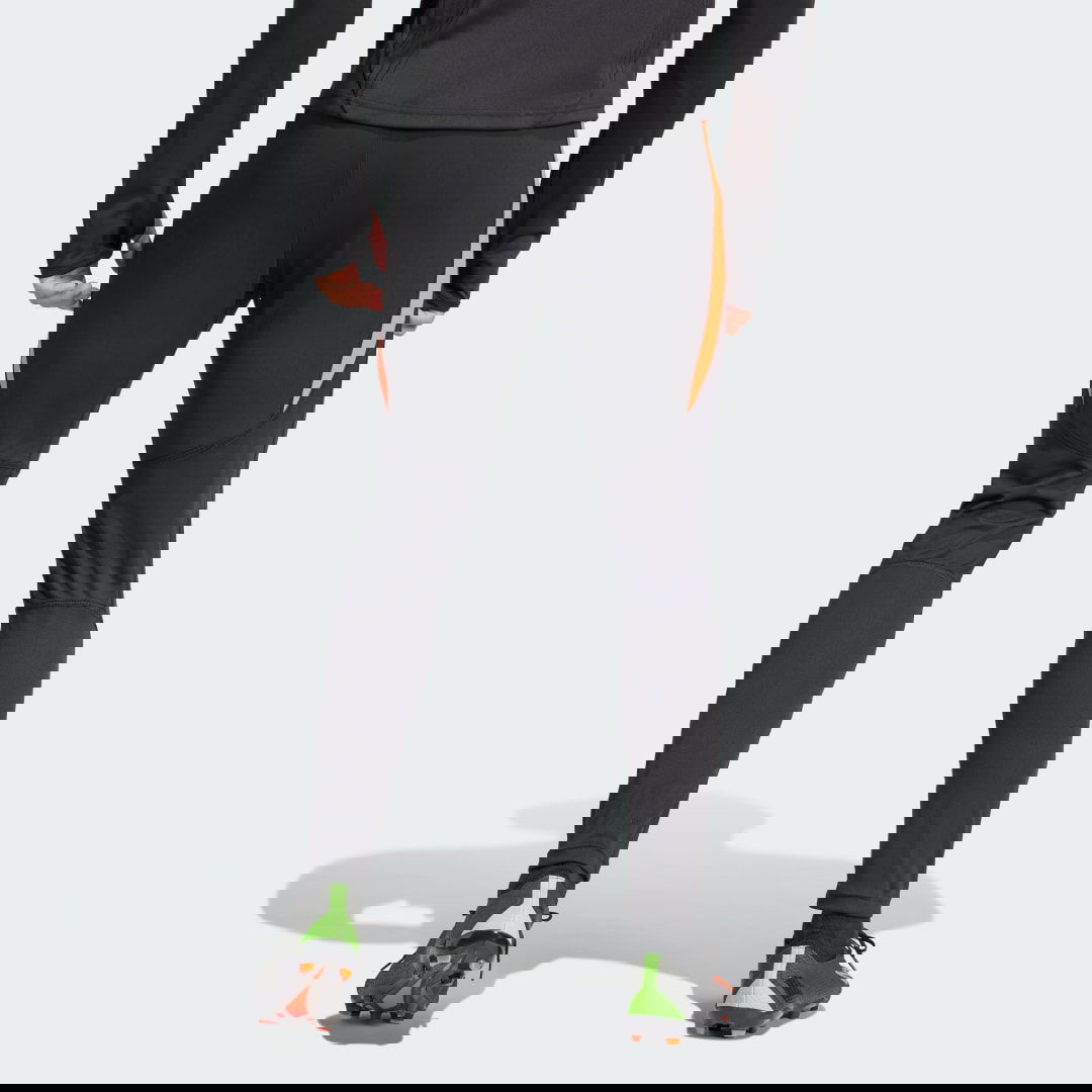 Tiro 24 Pro Training, 1