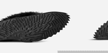 Кецове и обувки UGG Classic Ultra Mini Chalet Boot Черно | 1175950K-BLK, 6