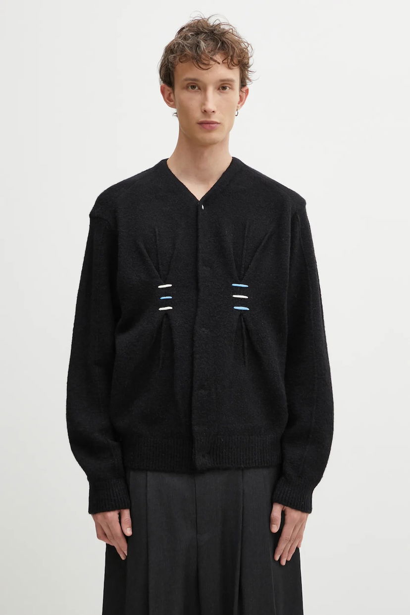 Пуловер ADER ERROR KNIT Wool Blend Cardigan with Front Pleats and Bar Details Черно | BO01FWKT0703BK