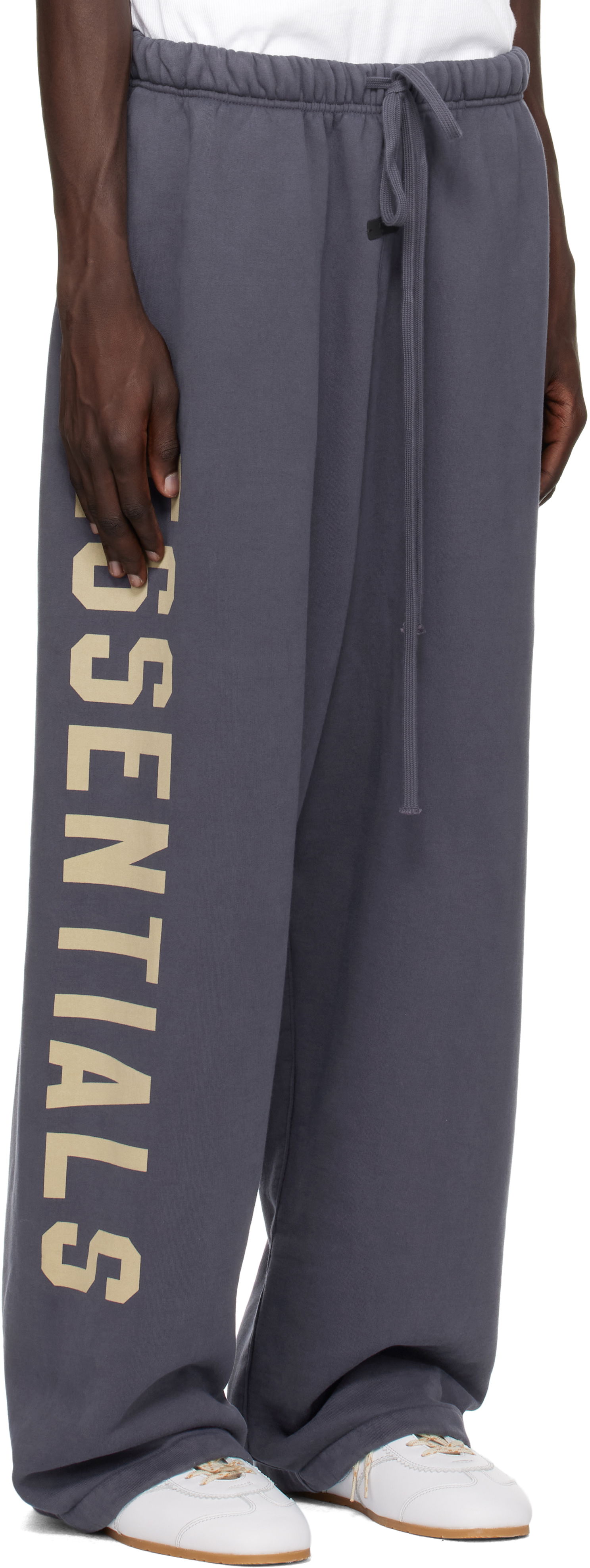 Спортни панталони Fear of God Fear of God ESSENTIALS Heavy Fleece Relaxed Sweatpants Сиво | 130HO244464F, 1