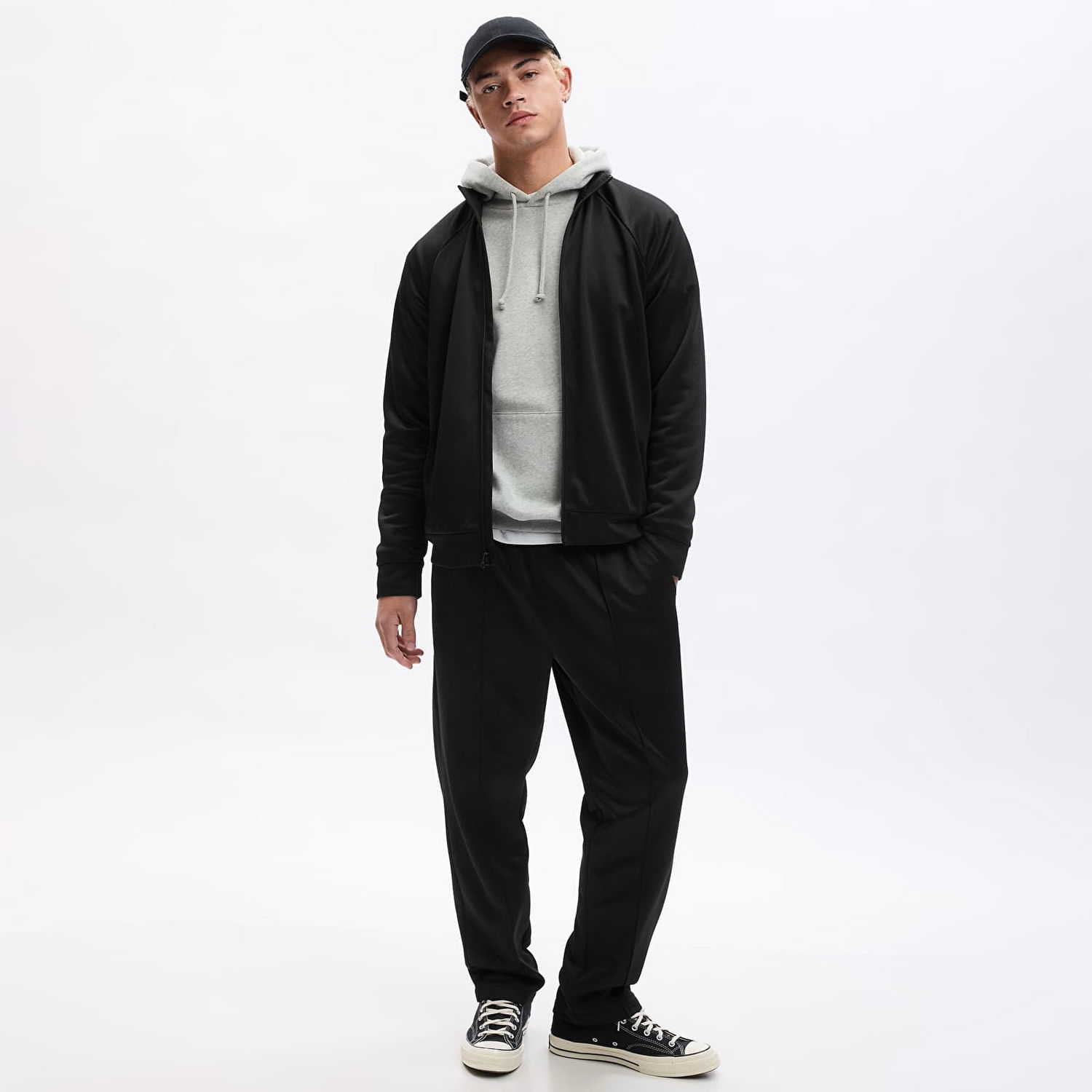 Панталони GAP Performance Tracksuit Pant True Black V2 Черно | 810790-00, 0