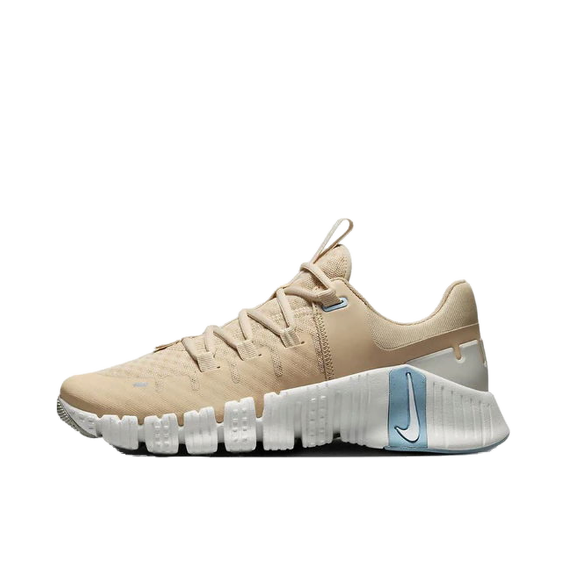Кецове и обувки Nike Free Metcon 5 Sanddrift Light Iron Ore (Women's) Бежово | DV3950-105