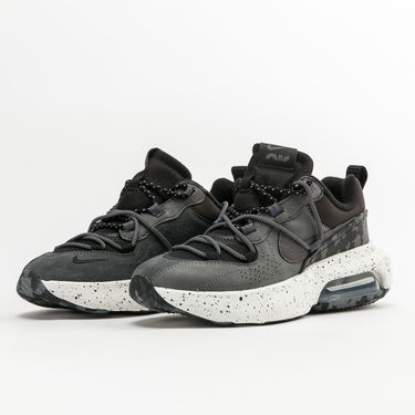Кецове и обувки Nike W Air Max Viva Сиво | DB5268-002, 1