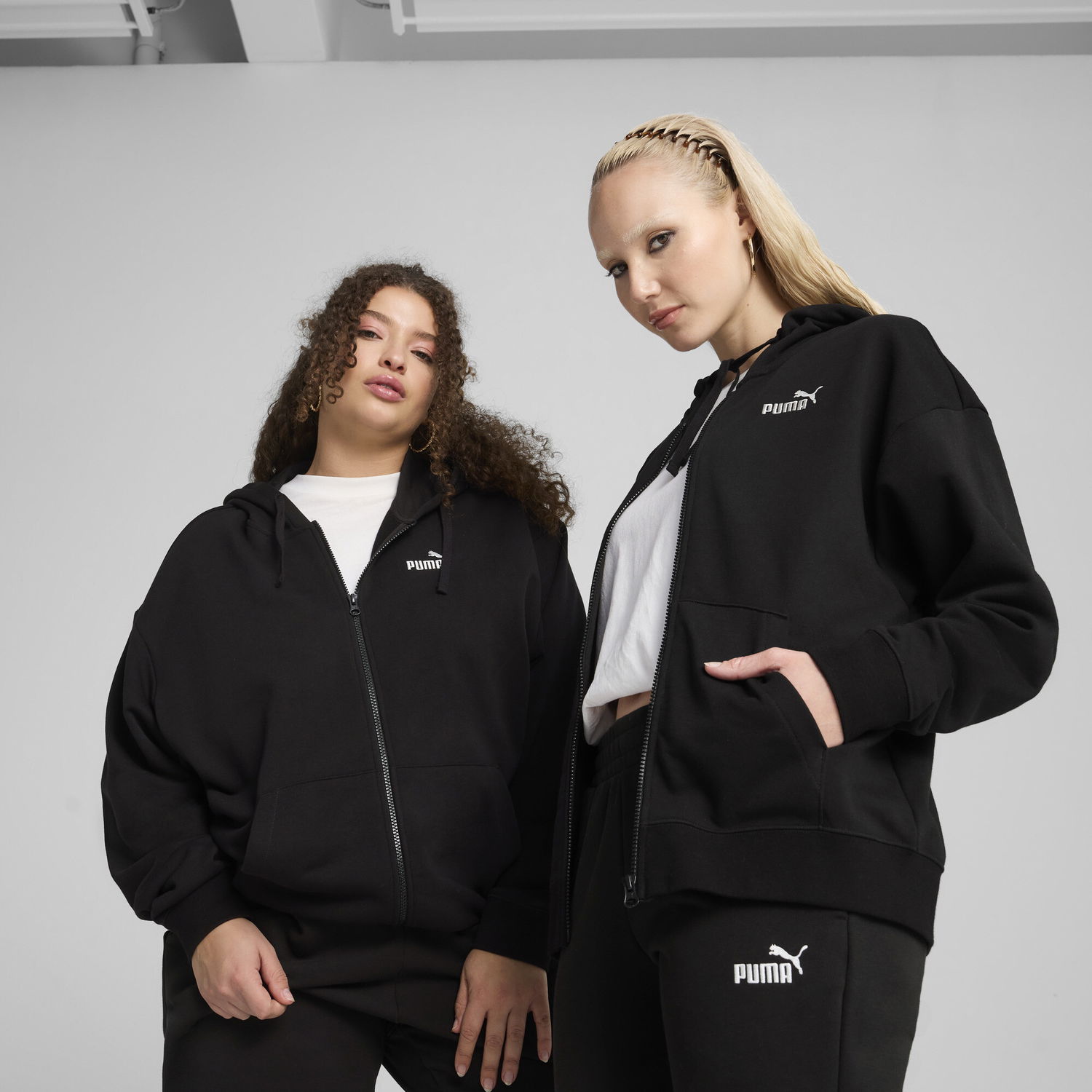 Суитчър Puma ESS Small No. 1 Logo Comfort Full Zip Hoodie Черно | 682410_01, 0