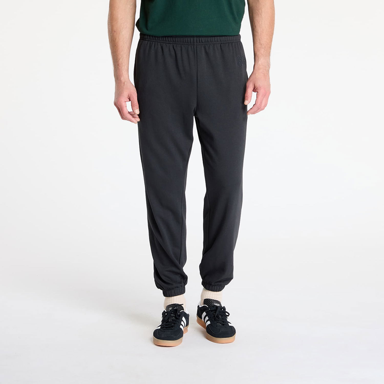 Спортни панталони GAP GAP Logo Sweatpants Черно | 868463-06, 0