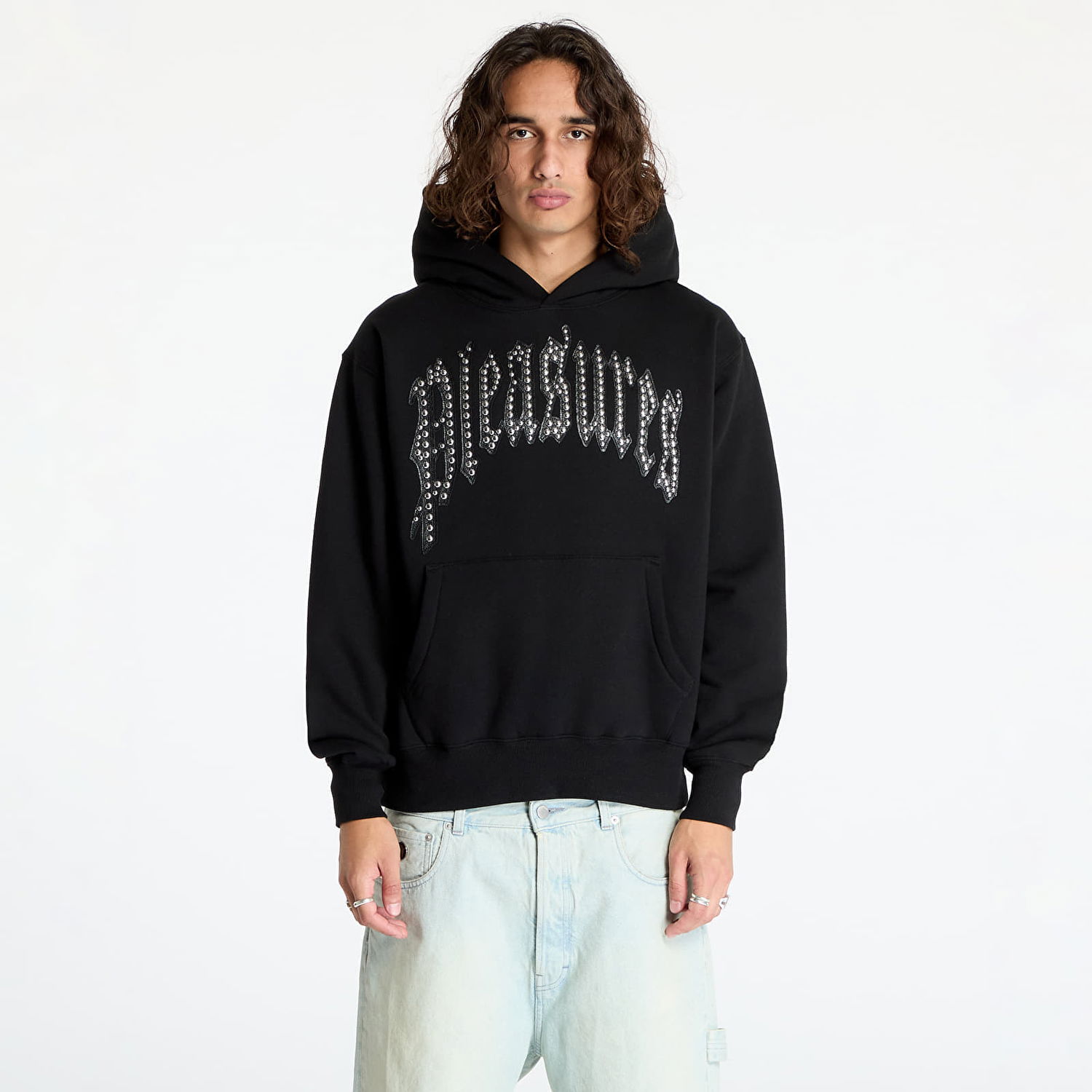 Суитчър Pleasures Twitch Studded Hoodie Black Черно | P24F043 BLACK, 0