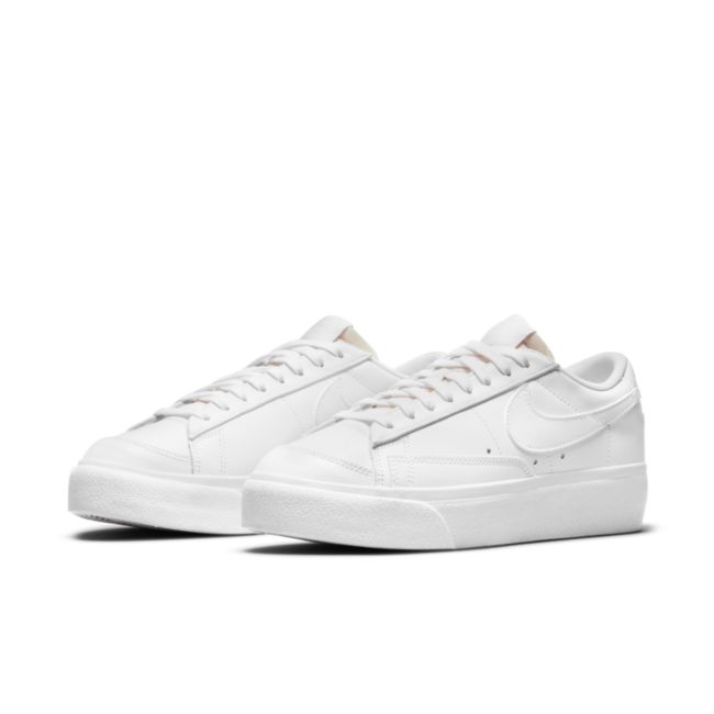 Кецове и обувки Nike Blazer Low Platform W Бяло | DJ0292-100, 1