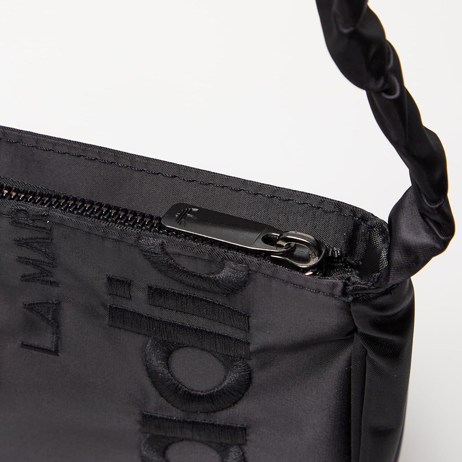Дамска чанта adidas Originals Mini Airliner Bag Черно | HD7049, 1