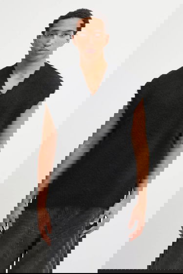 Жилетка Needles Needles V-Neck Wool Blend Fuzzy Knit Vest Черно | RW359, 0