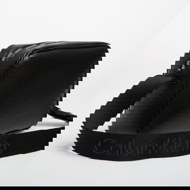 Чанта през рамо CALVIN KLEIN Cargo Camera Bag Universal Черно | LV04D3129G UB1, 2