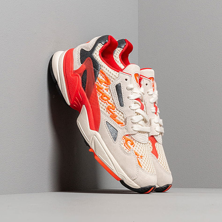 Кецове и обувки adidas Originals Fiorucci x Falcon W Червено | G28914, 1