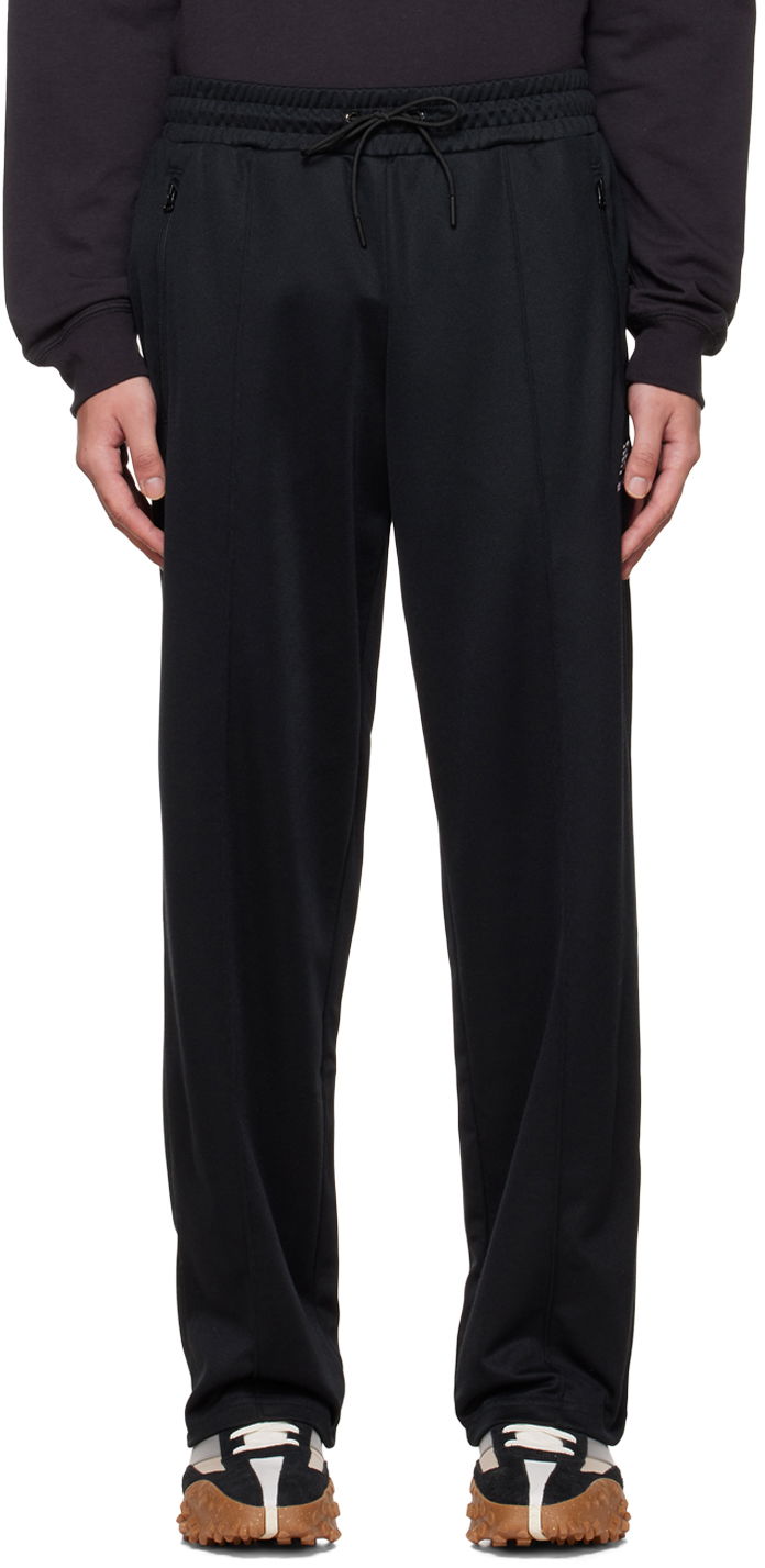 Спортни панталони New Balance Uni-ssentials Lounge Pants Черно | UP23502