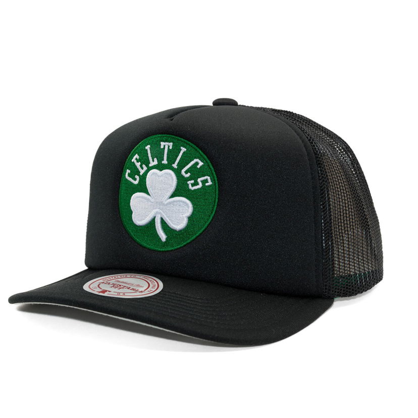 Шапка с козирка Mitchell & Ness Mitchell & Ness Hidden Trucker Hat Boston Celtics Черно | HT11408-BCEBLCK